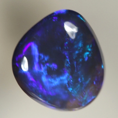 SOLID BLACK OPAL Beautiful blue shades